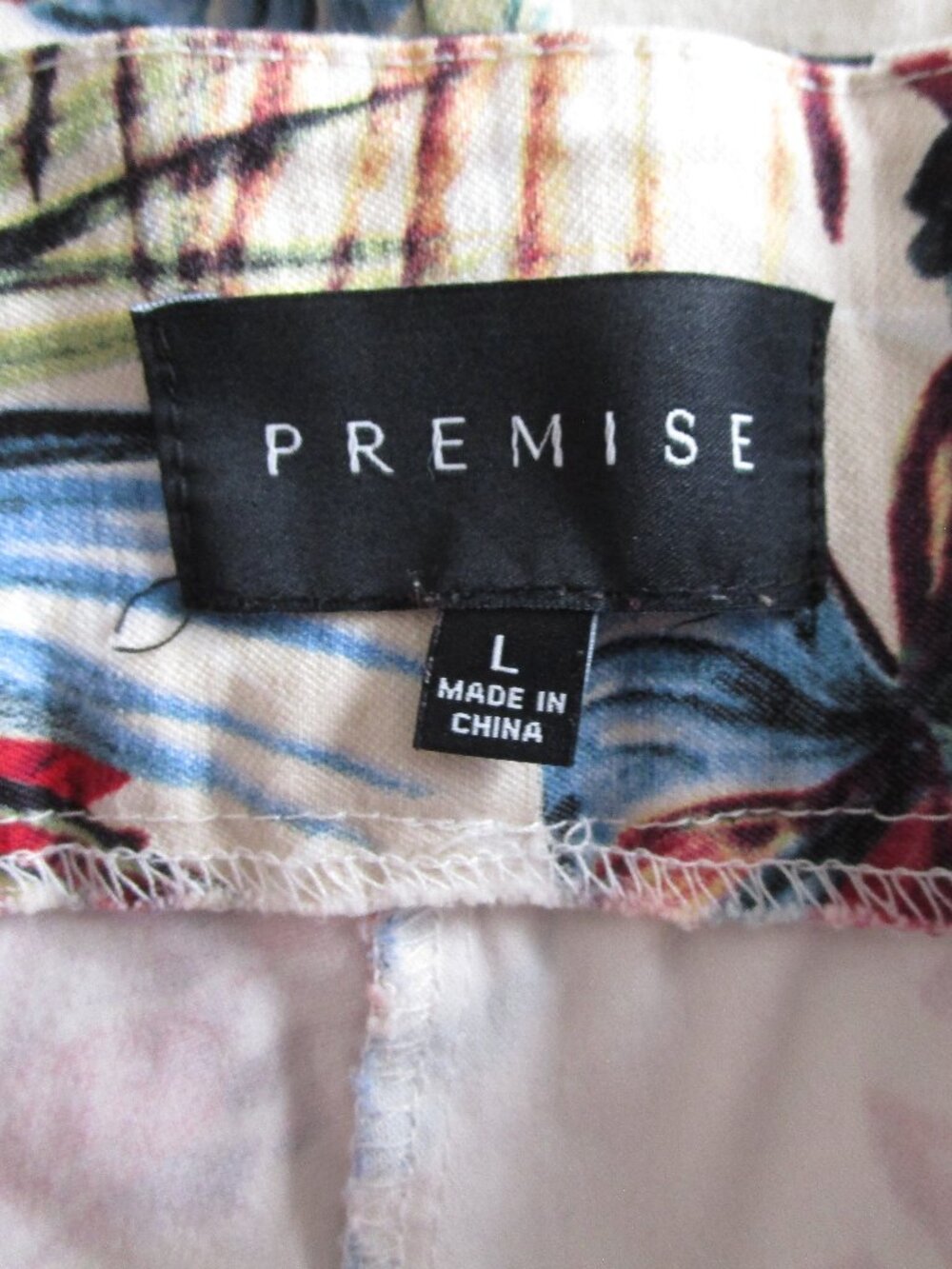 pull on golf shorts - Picture 4 of 5